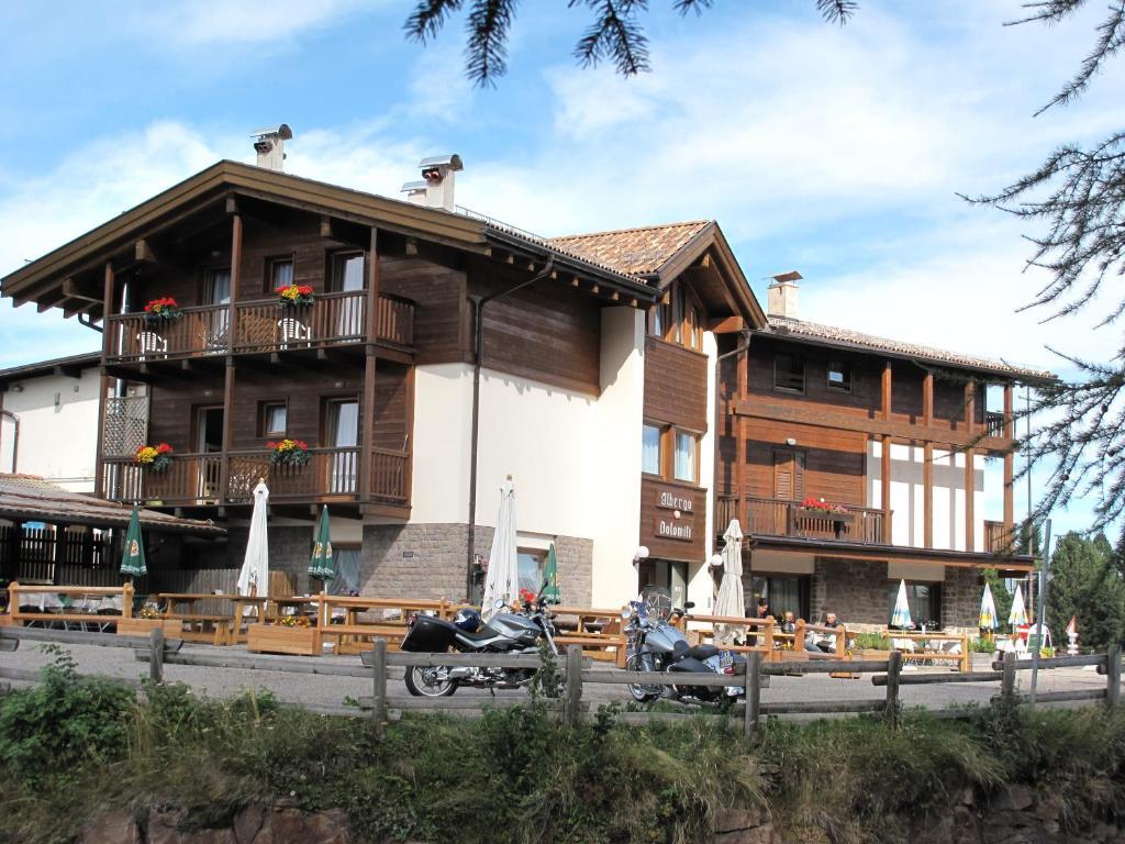 Dolomiti Appart&Rooms Варена Екстериор снимка